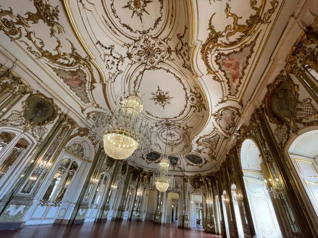 Sala do Trono no Palácio de Queluz