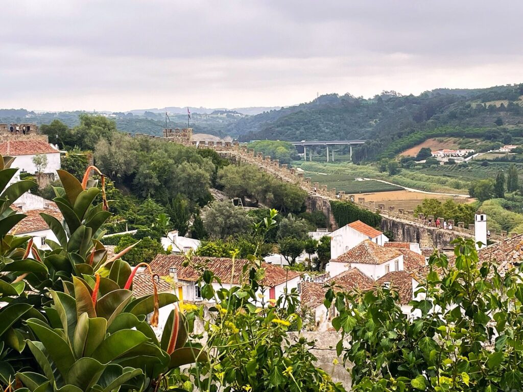 Bate e volta a Óbidos